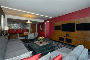 The D Hotel & Casino