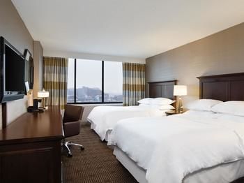 Sheraton Philadelphia University City Hotel