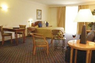 Hollow on the Square